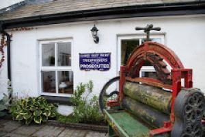 Billy Andy's Restaurant with Accommodation